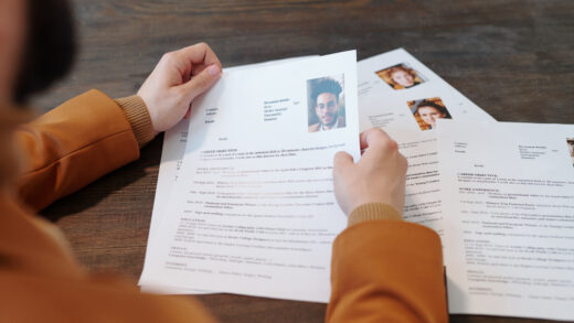 Największe błędy w CV, które mogą przekreślić twoją kandydaturę